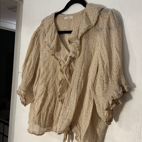 Doen Cream Ruffle Blouse - Picture 4 of 9